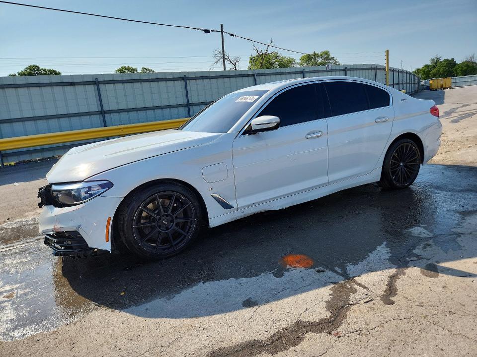 58846176 :رقم المزاد ، WBAJA9C56JB033908 vin ، 2018 Bmw 530e مزاد بيع