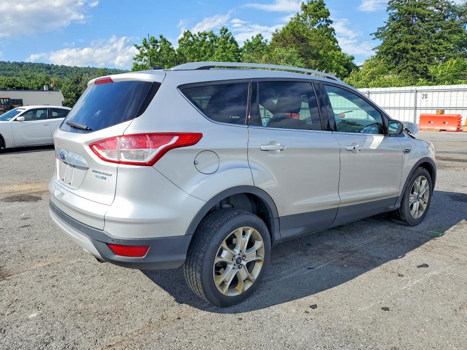 Продаж на аукціоні авто 2016 Ford Escape, vin: 1FMCU9J90GUB51650, номер лоту: 57869446