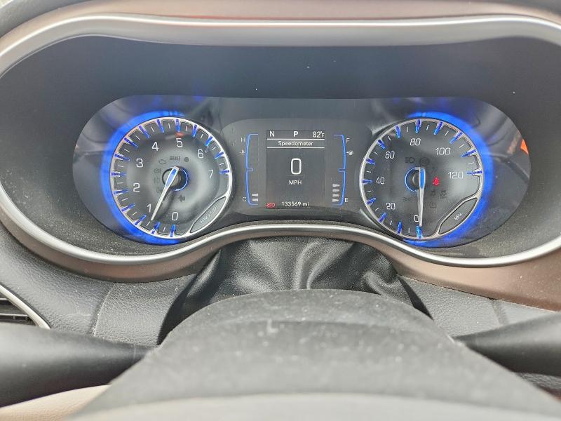 58698036 :رقم المزاد ، 2C4RC1BG4KR650375 vin ، 2019 Chrysler Pacifica مزاد بيع