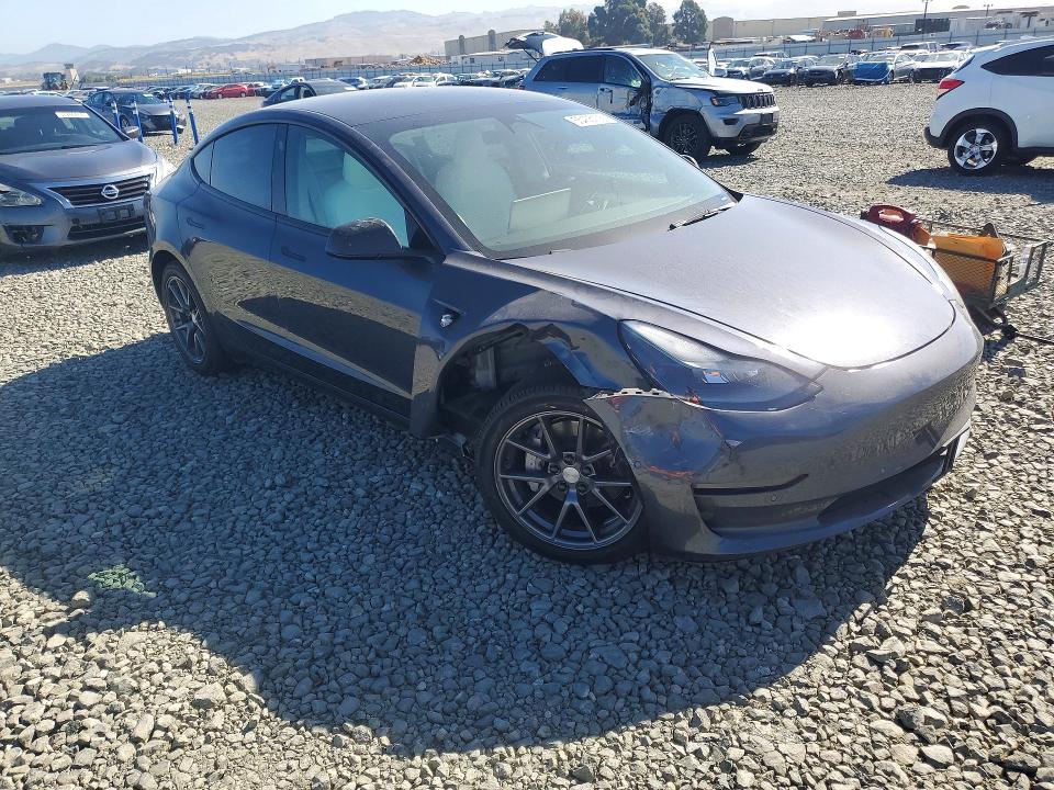 55455106 :رقم المزاد ، 5YJ3E1EB6NF194606 vin ، 2022 Tesla Model 3 مزاد بيع