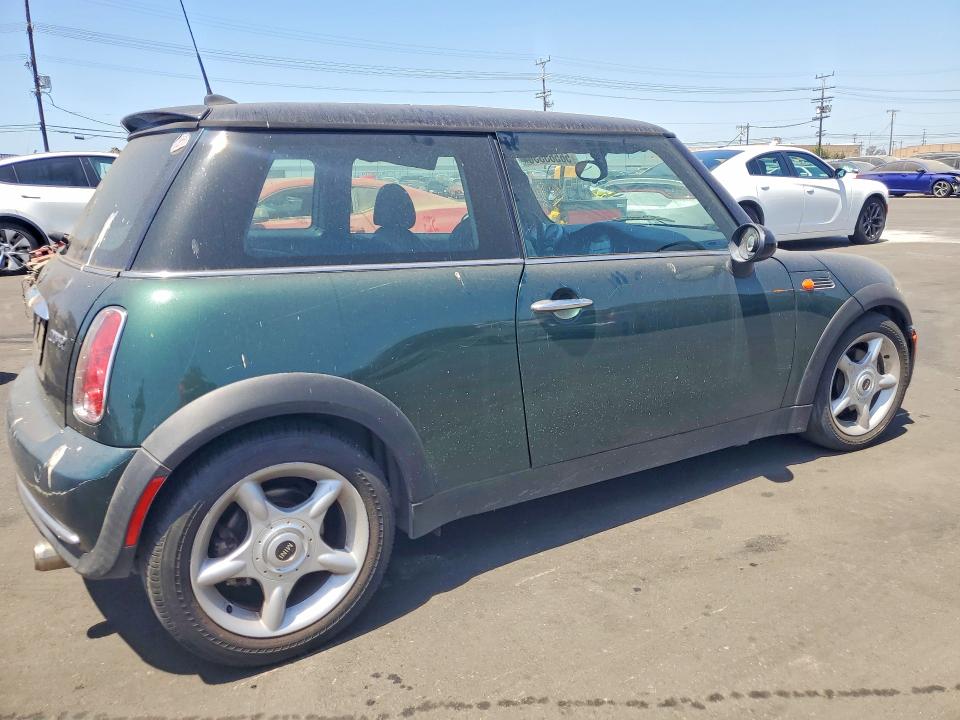 56563336 :رقم المزاد ، WMWRC33465TJ63642 vin ، 2005 Mini Cooper مزاد بيع