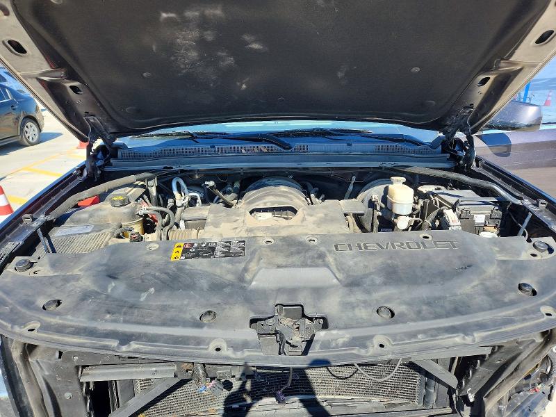 2018 Chevrolet Suburban მანქანა იყიდება აუქციონზე, vin: 1GNSKHKC6JR381186, აუქციონის ნომერი: 55562136