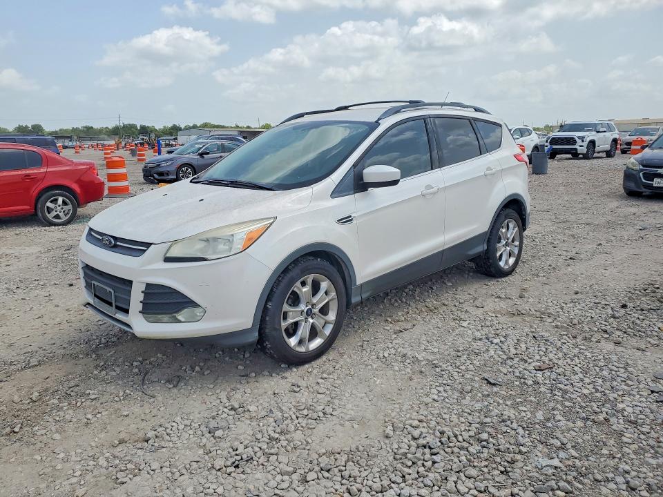 59120146 :رقم المزاد ، 1FMCU0GX7DUB94878 vin ، 2013 Ford Escape مزاد بيع
