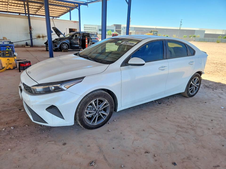58437006 :رقم المزاد ، 3KPF24ADXPE524660 vin ، 2023 Kia Forte مزاد بيع