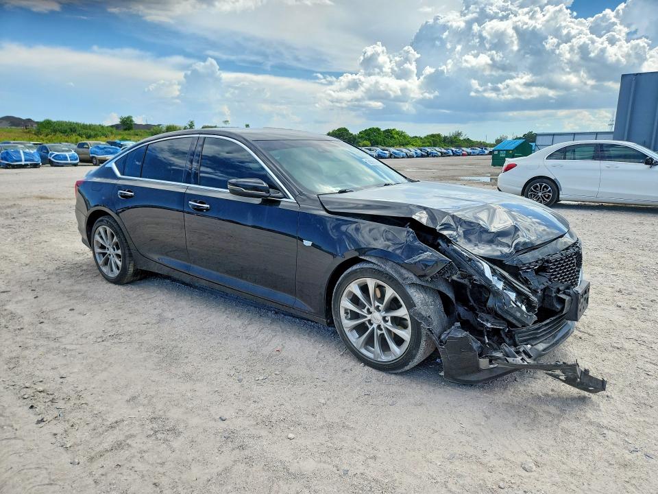 58399086 :رقم المزاد ، 1G6DN5RK0N0116748 vin ، 2022 Cadillac Ct5 مزاد بيع