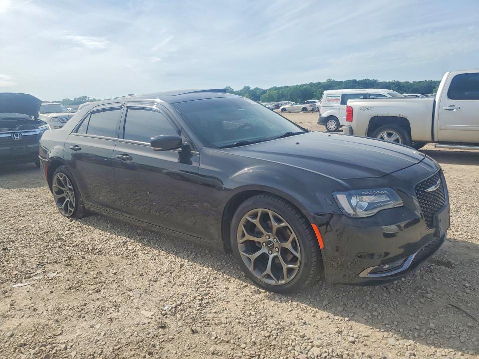 2016 Chrysler 300 მანქანა იყიდება აუქციონზე, vin: 2C3CCABG7GH329065, აუქციონის ნომერი: 57392236