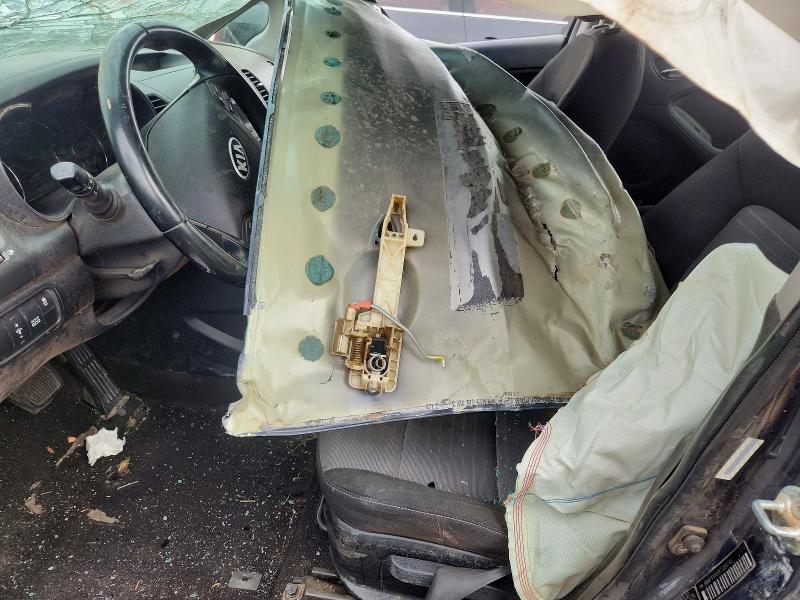 2015 Kia Forte მანქანა იყიდება აუქციონზე, vin: KNAFX4A88F5280745, აუქციონის ნომერი: 55418236