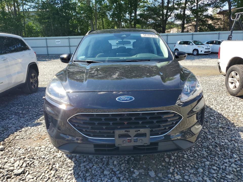 58107316 :رقم المزاد ، 1FMCU9G63MUA27476 vin ، 2021 Ford Escape مزاد بيع