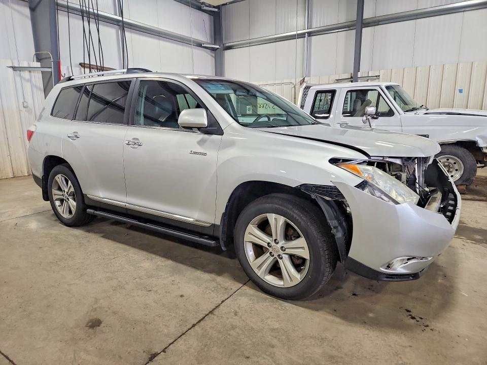 2013 Toyota Highlander მანქანა იყიდება აუქციონზე, vin: 5TDDK3EH8DS216015, აუქციონის ნომერი: 57588776