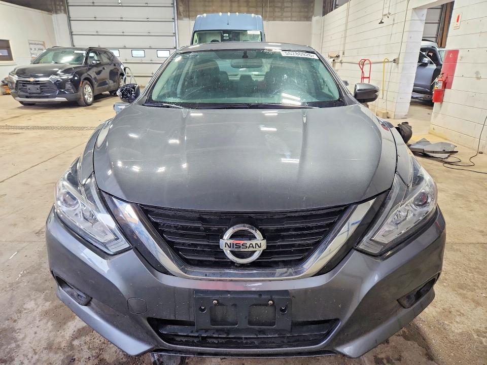 2017 Nissan Altima მანქანა იყიდება აუქციონზე, vin: 1N4AL3AP1HC216397, აუქციონის ნომერი: 56286926