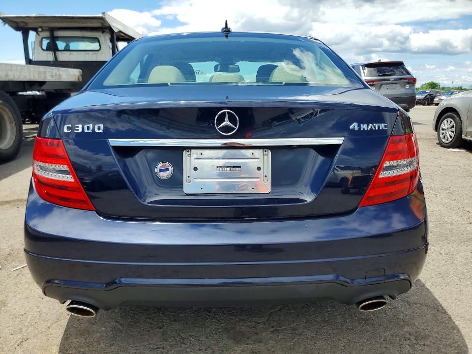 Auction sale of the 2012 Mercedes-benz C, vin: WDDGF8BB2CF861259, lot number: 57498076