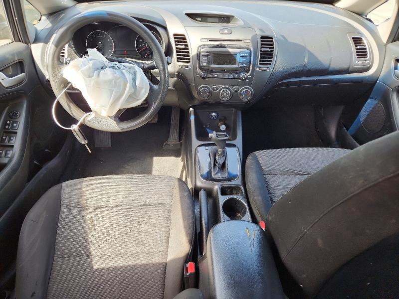54899996 :رقم المزاد ، 3KPFK4A71JE195753 vin ، 2018 Kia Forte مزاد بيع