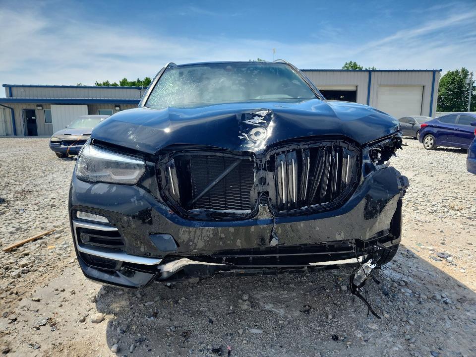 55683146 :رقم المزاد ، 5UXCR6C08M9E88876 vin ، 2021 Bmw X5 مزاد بيع