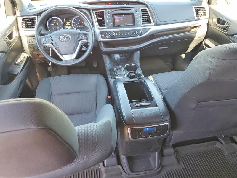 2018 Toyota Highlander მანქანა იყიდება აუქციონზე, vin: 5TDZZRFH4JS278459, აუქციონის ნომერი: 55731136