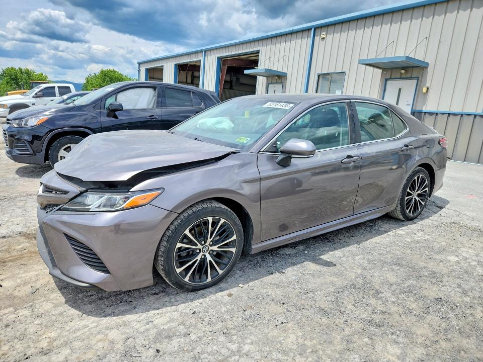 Auction sale of the 2018 Toyota Camry, vin: 4T1B11HK0JU657596, lot number: 55161436