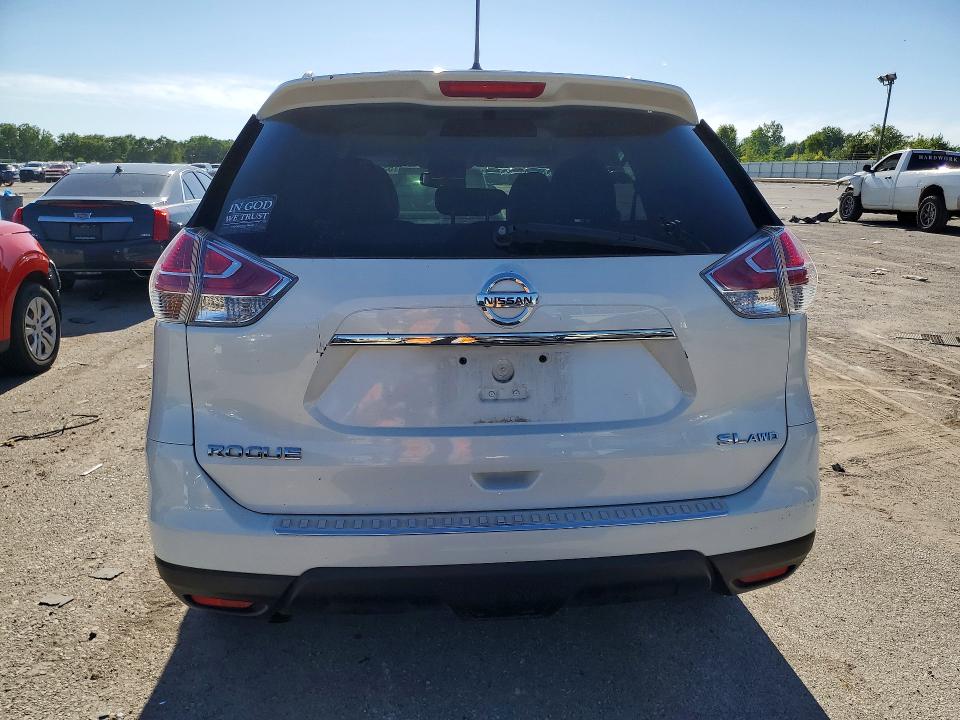2015 Nissan Rogue მანქანა იყიდება აუქციონზე, vin: 5N1AT2MV0FC830204, აუქციონის ნომერი: 55724346