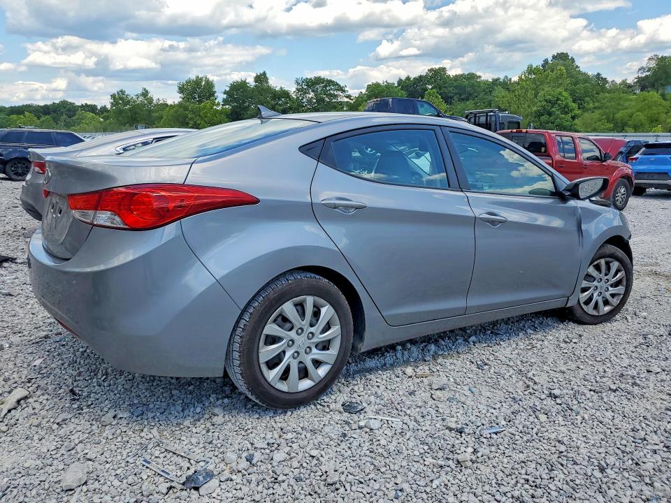 57682136 :رقم المزاد ، KMHDH4AE5DU543138 vin ، 2013 Hyundai Elantra مزاد بيع