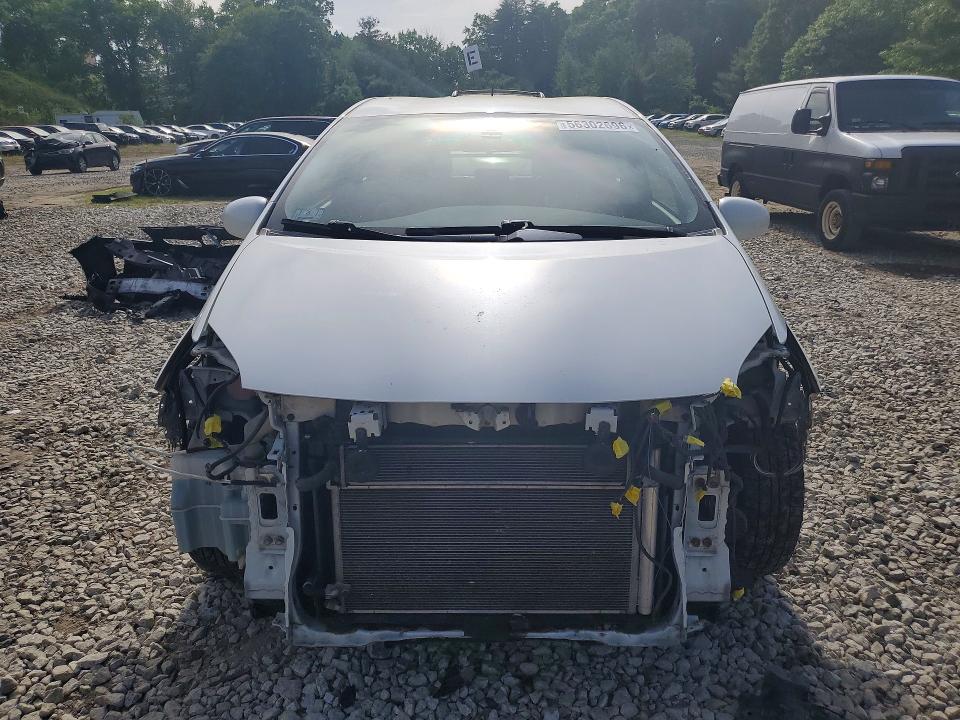 2013 Toyota Prius Plug-in Hybrid მანქანა იყიდება აუქციონზე, vin: JTDKN3DP9D3044859, აუქციონის ნომერი: 56302696
