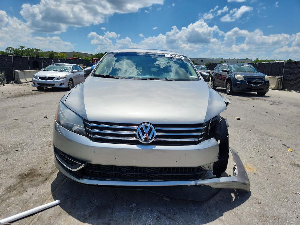 2013 Volkswagen Passat მანქანა იყიდება აუქციონზე, vin: 1VWBP7A30DC047214, აუქციონის ნომერი: 57594486
