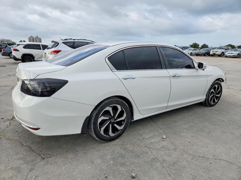 Продажа на аукционе авто 2017 Honda Accord, vin: 1HGCR2F85HA201511, номер лота: 55974006