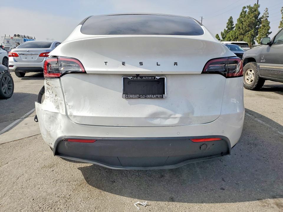 2022 Tesla Model Y მანქანა იყიდება აუქციონზე, vin: 7SAYGDEE2NA022116, აუქციონის ნომერი: 58475226
