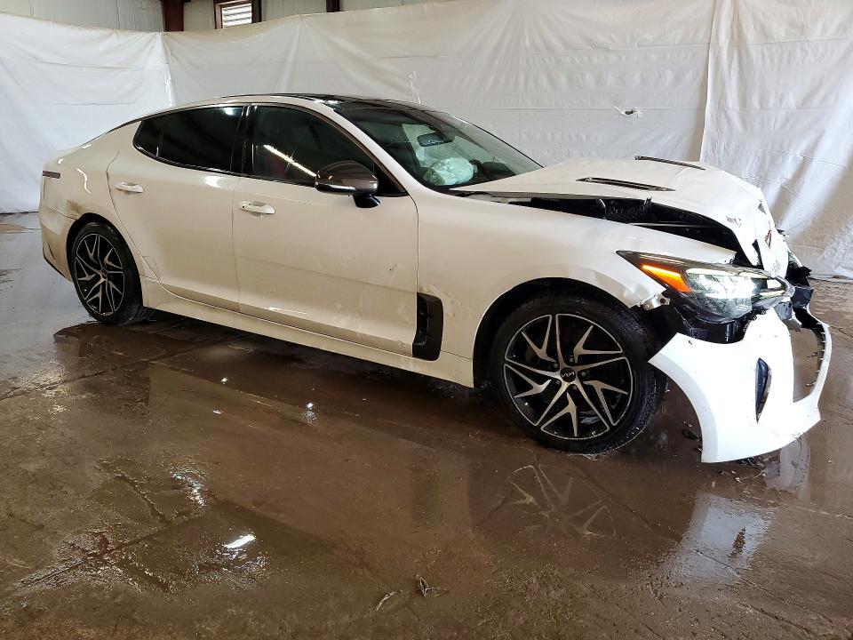 2022 Kia Stinger მანქანა იყიდება აუქციონზე, vin: KNAE35LD2N6117833, აუქციონის ნომერი: 56325206