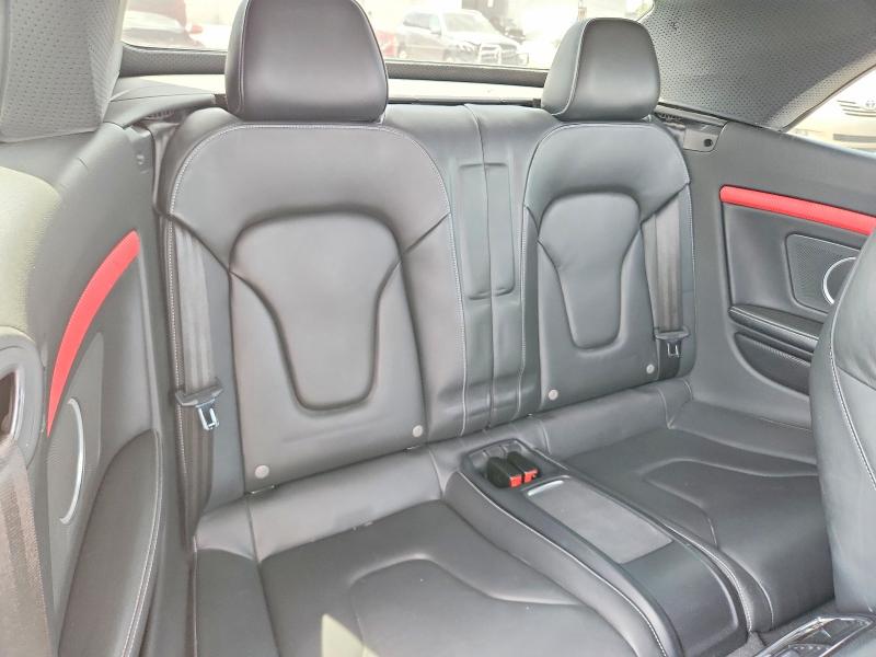 56181736 :رقم المزاد ، WAUCGAFH4DN002710 vin ، 2013 Audi S5 مزاد بيع