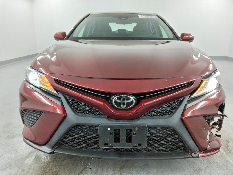 Продаж на аукціоні авто 2018 Toyota Camry, vin: 4T1B11HK3JU616749, номер лоту: 56568536
