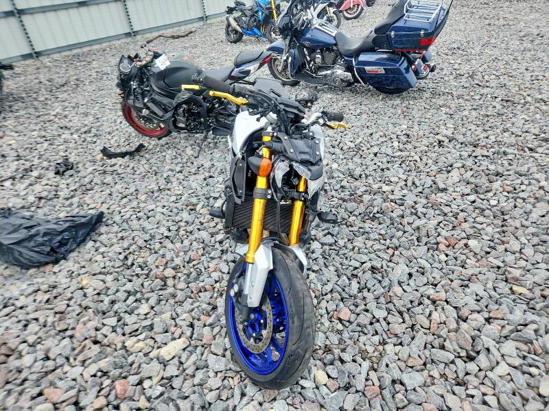 Продаж на аукціоні авто 2015 Yamaha Fz09, vin: JYARN33E3FA006410, номер лоту: 56293836