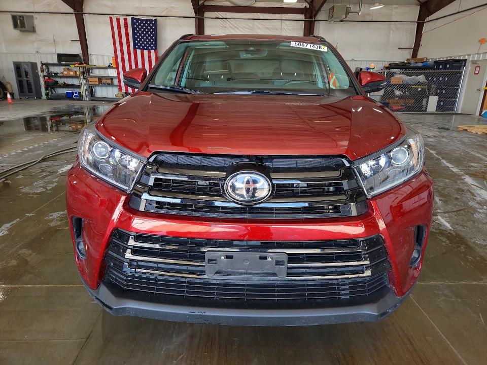 56071436 :رقم المزاد ، 5TDJZRFH9KS625623 vin ، 2019 Toyota Highlander مزاد بيع