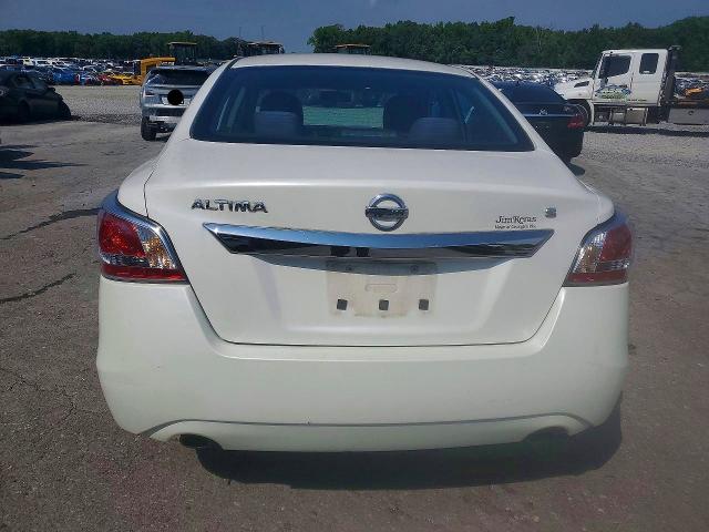 2015 Nissan Altima მანქანა იყიდება აუქციონზე, vin: 1N4AL3AP3FC114595, აუქციონის ნომერი: 57382936