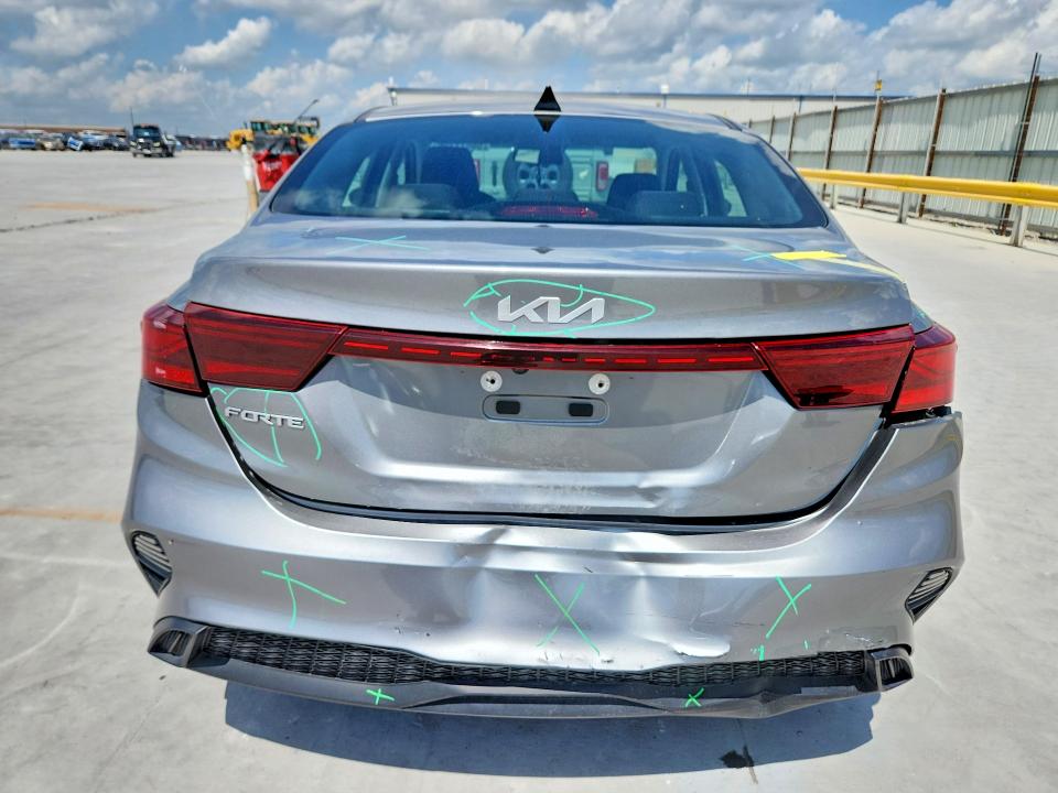 55671196 :رقم المزاد ، 3KPF24AD3RE748940 vin ، 2024 Kia Forte مزاد بيع