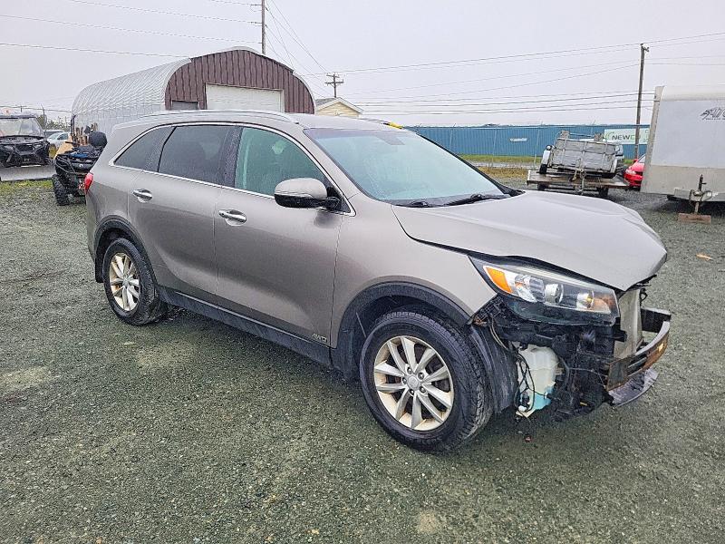 55400486 :رقم المزاد ، 5XYPGDA15JG351927 vin ، 2018 Kia Sorento مزاد بيع