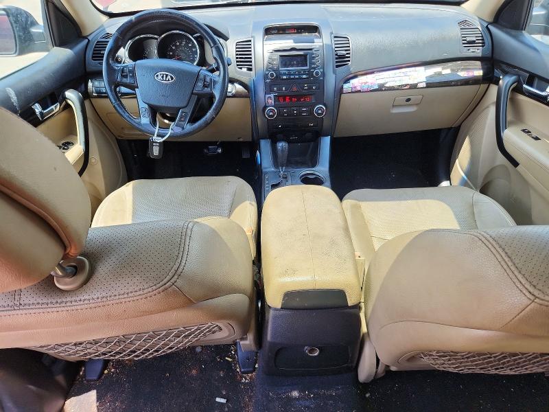 56796016 :رقم المزاد ، 5XYKU4A28BG024810 vin ، 2011 Kia Sorento مزاد بيع