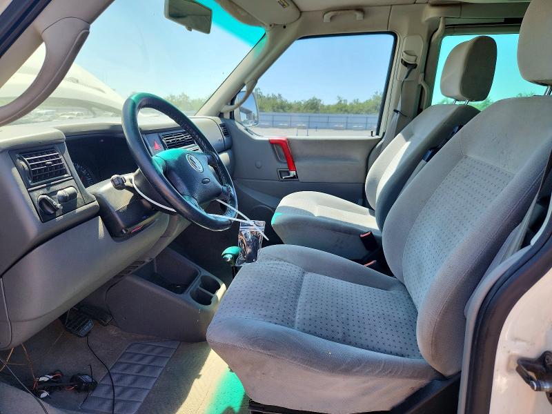 57187786 :رقم المزاد ، WV2KB47082H066379 vin ، 2002 Volkswagen Eurovan مزاد بيع