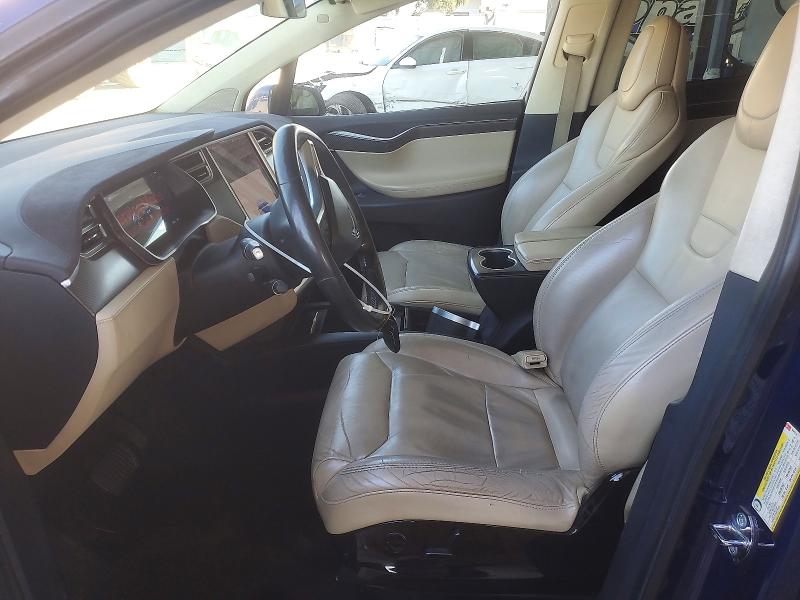 57872186 :رقم المزاد ، 5YJXCAE26HF044314 vin ، 2017 Tesla Model X مزاد بيع