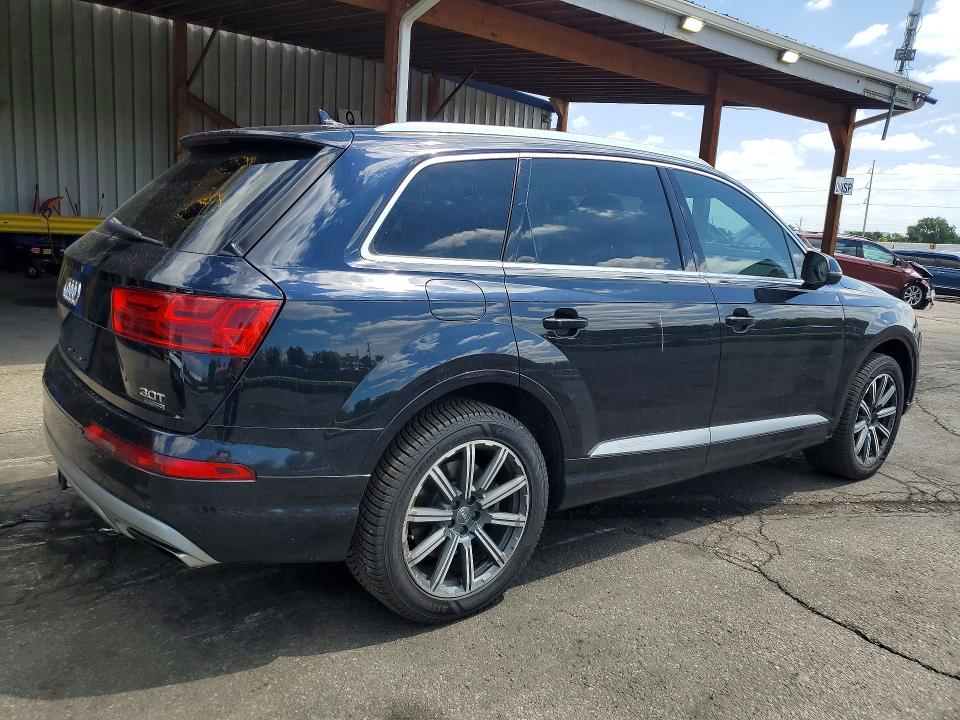 2017 Audi Q7 მანქანა იყიდება აუქციონზე, vin: WA1LAAF72HD024724, აუქციონის ნომერი: 55741246