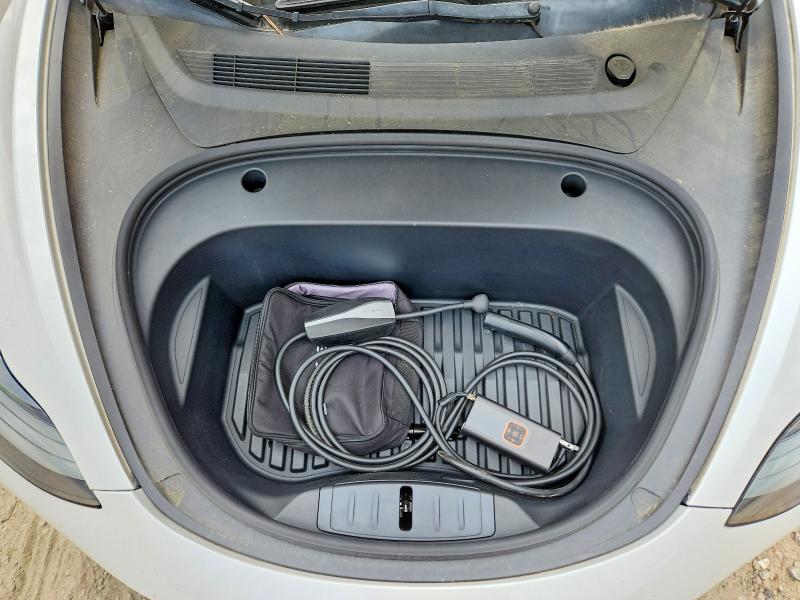 2021 Tesla Model 3 მანქანა იყიდება აუქციონზე, vin: 5YJ3E1EA9MF977103, აუქციონის ნომერი: 55622146
