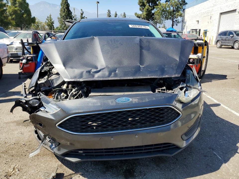 58830216 :رقم المزاد ، 1FADP3F21GL319686 vin ، 2016 Ford Focus مزاد بيع