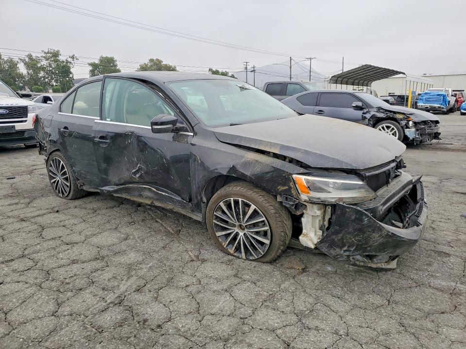57633426 :رقم المزاد ، 3VWLP7AJ3CM131608 vin ، 2012 Volkswagen Jetta مزاد بيع