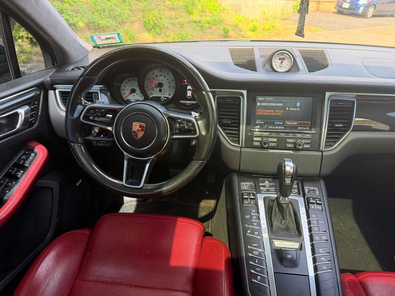 58722676 :رقم المزاد ، WP1AF2A53FLB47430 vin ، 2015 Porsche Macan مزاد بيع