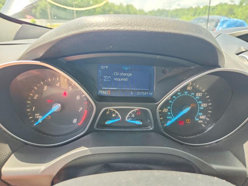 2015 Ford Escape მანქანა იყიდება აუქციონზე, vin: 1FMCU9G9XFUA83217, აუქციონის ნომერი: 54181086