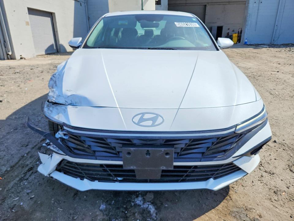 56521636 :رقم المزاد ، KMHLS4DG5SU996831 vin ، 2025 Hyundai Elantra مزاد بيع