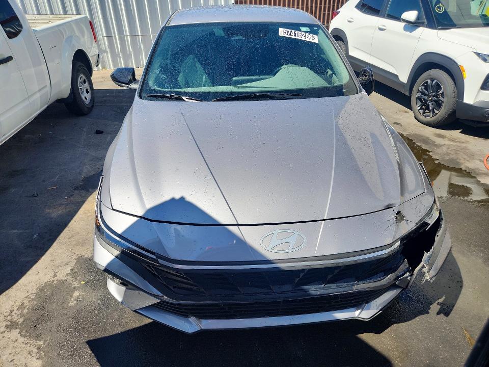 57416286 :رقم المزاد ، KMHLM4DG8SU080932 vin ، 2025 Hyundai Elantra مزاد بيع