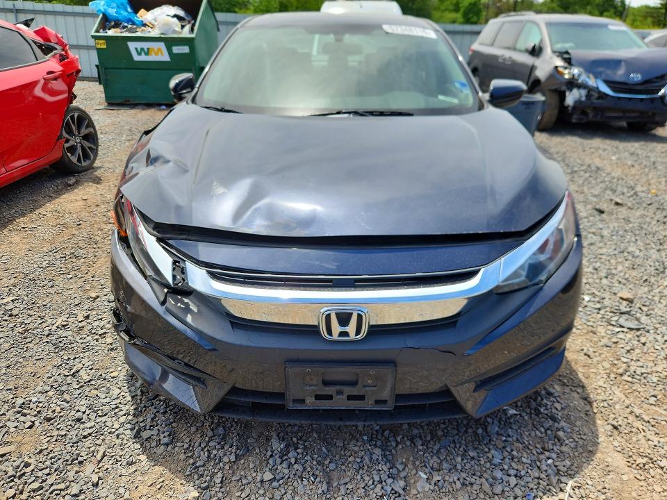 Продаж на аукціоні авто 2018 Honda Civic, vin: 2HGFC2F79JH590439, номер лоту: 57348116