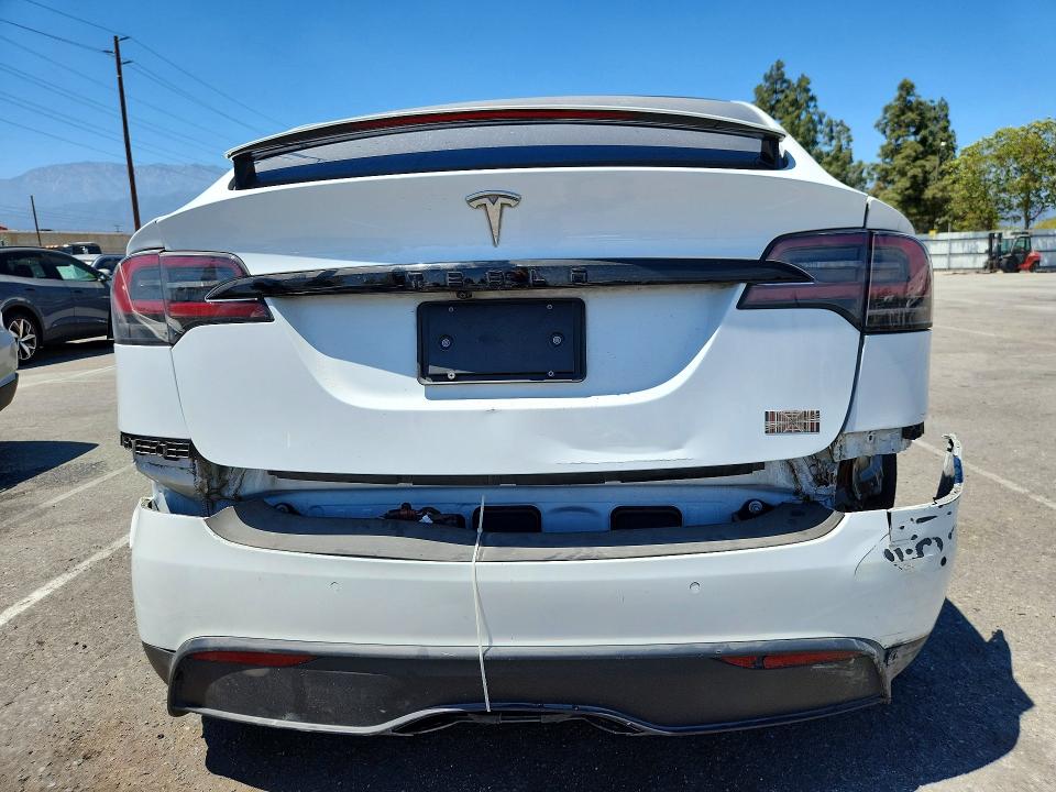 Продаж на аукціоні авто 2022 Tesla Model X, vin: 7SAXCDE56NF351556, номер лоту: 57235576