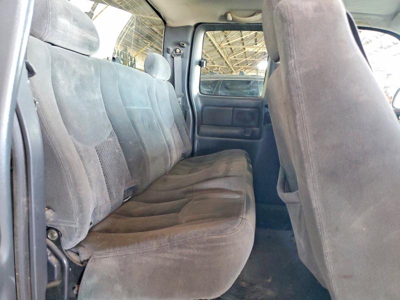 Продажа на аукционе авто 2005 Chevrolet Silverado, vin: 2GCEC19T251157539, номер лота: 58743576