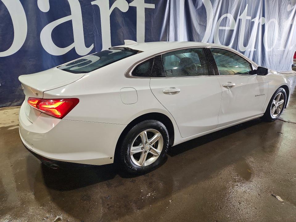 56693446 :رقم المزاد ، 1G1ZD5ST1NF179310 vin ، 2022 Chevrolet Malibu مزاد بيع