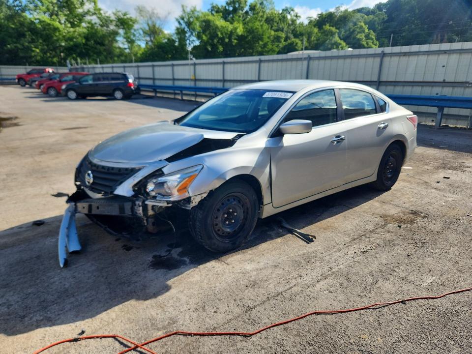 2013 Nissan Altima მანქანა იყიდება აუქციონზე, vin: 1N4AL3AP6DN522655, აუქციონის ნომერი: 57091526