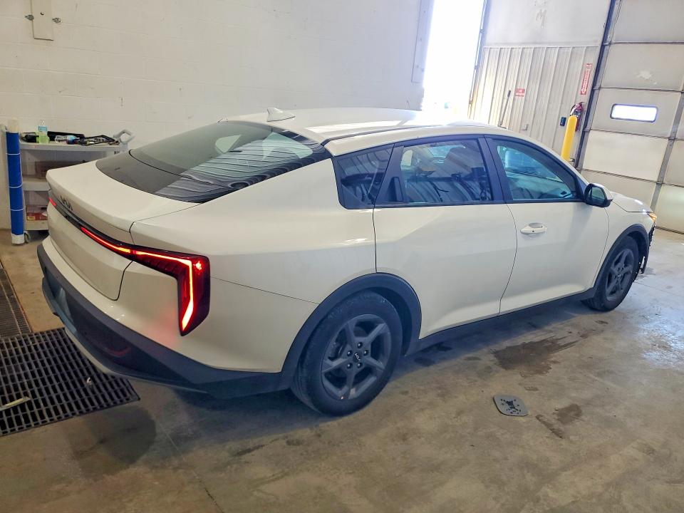 Продажа на аукционе авто 2025 Kia K4, vin: 3KPFT4DE6SE061717, номер лота: 55861466